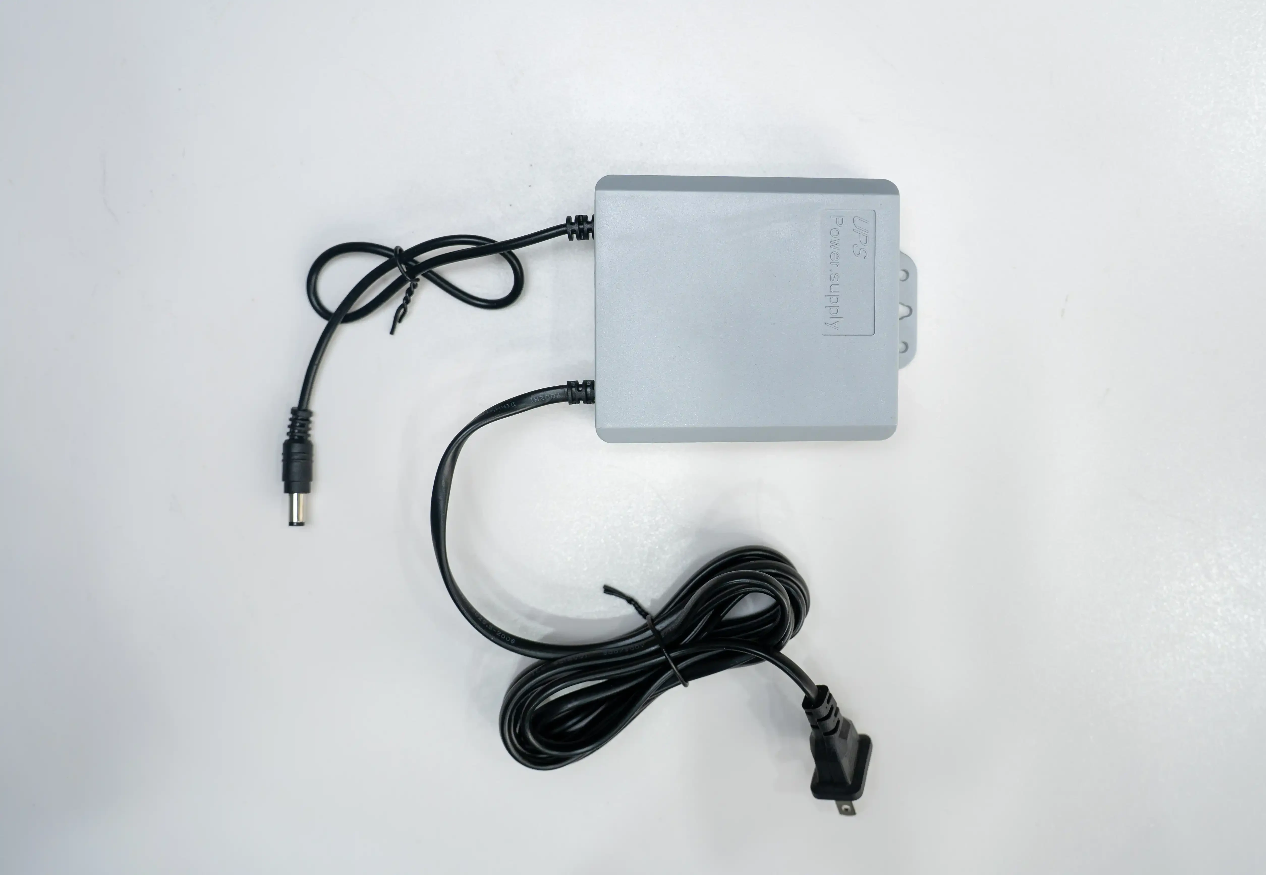 Bộ Lưu Điện MHPRO tai treo 12 tiếng 12V- 24W (UPS Cổng ra DC)