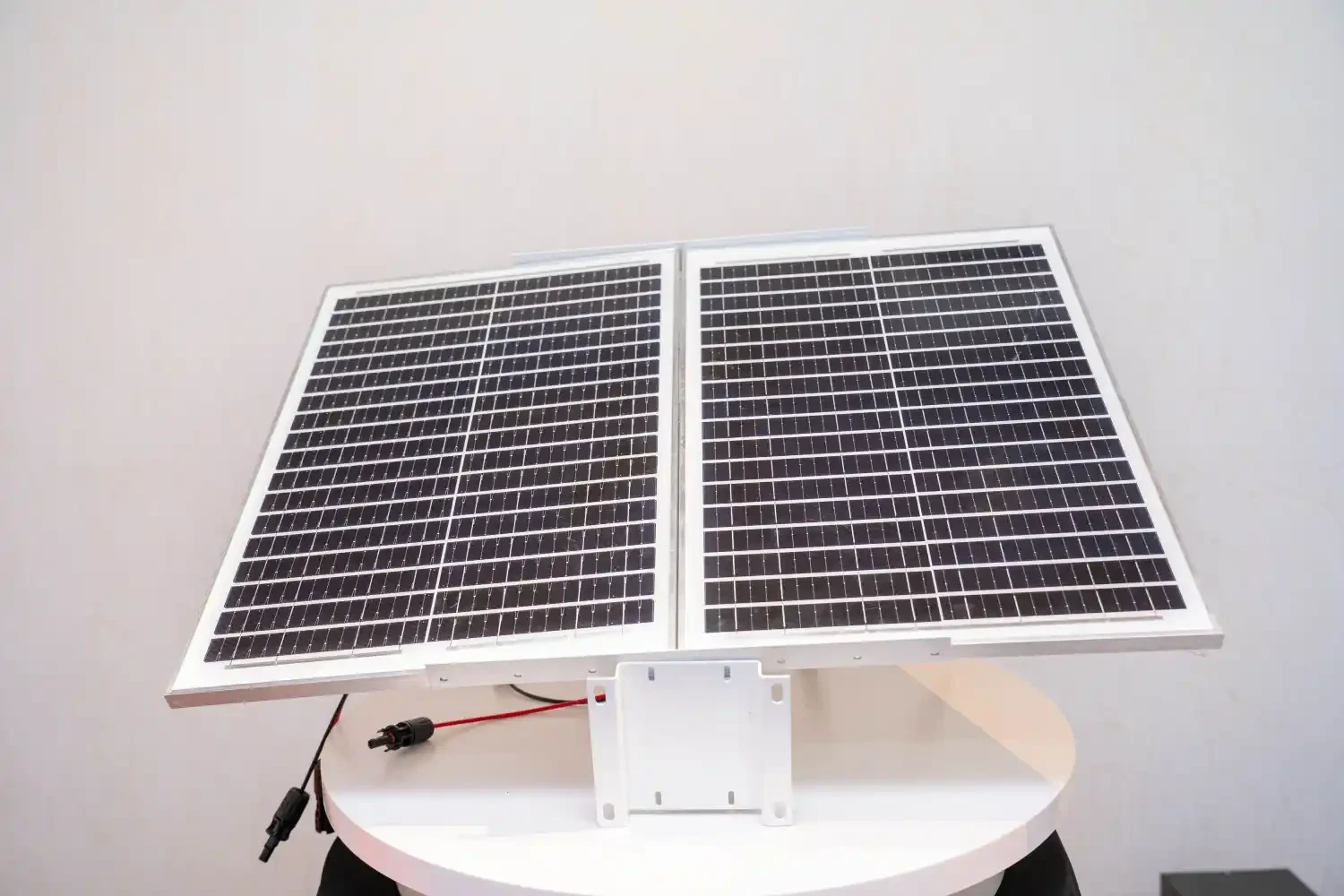 Bộ năng lượng mặt trời tấm pin 80W-30AH  (NLMT) MHPRO